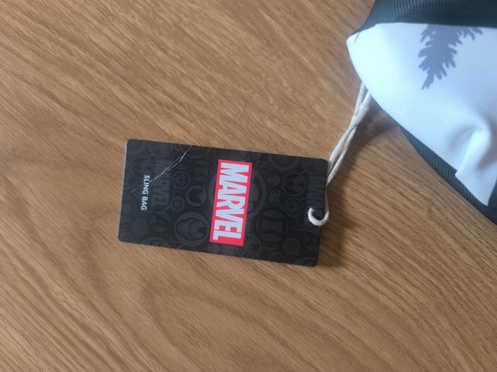 Sac Banane marvel neuve - photo numéro 2