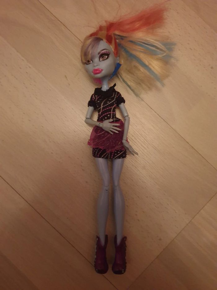 Magnifique monster high abbey édition spéciale