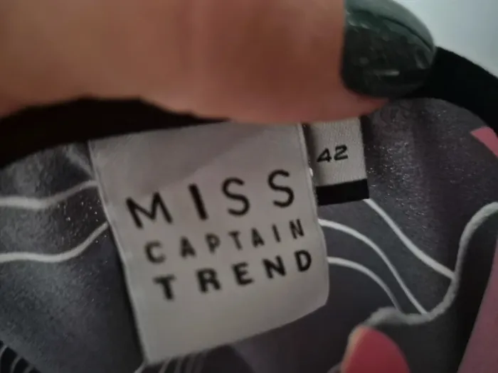 Débardeur Miss Captain Trend - photo numéro 6