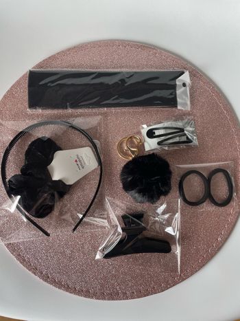 Lot accessoires pour cheveux noir