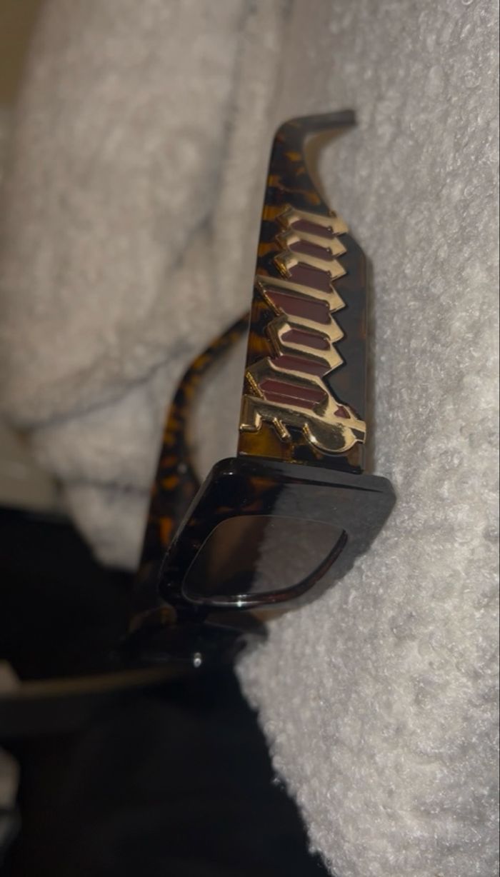 lunette de soleil - photo numéro 2