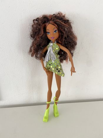 Poupée winx club Layla