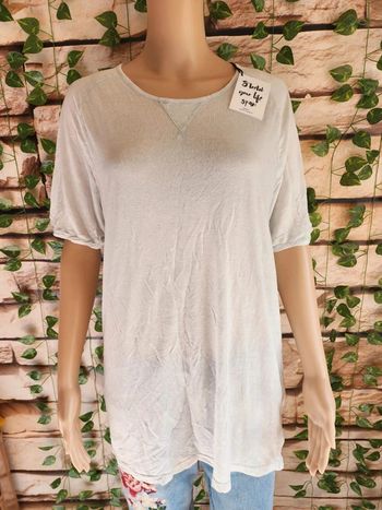 🌸T-shirt MC Ana Heart Neuf Taille 40🌸