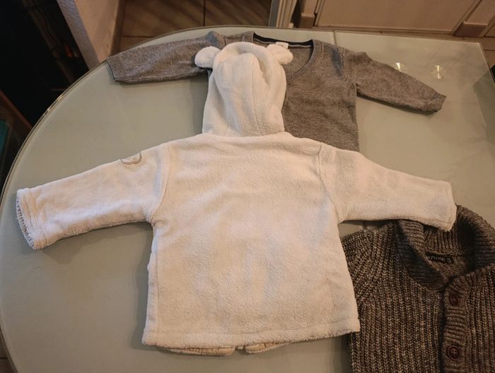Lot de 3 gilets 6 mois - photo numéro 5