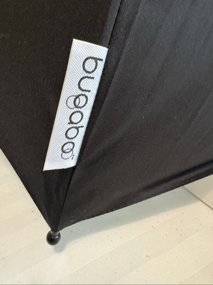 Bugaboo Ombrelle noir exilent état . - photo numéro 8