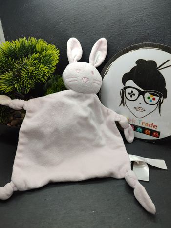 Doudou plat Lapin rose Violet Blanc fleurs early days primark Noeud Pale Lavande