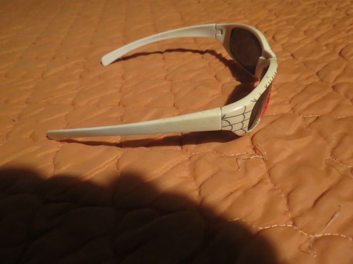 Lunette de soleil garçon - photo numéro 4