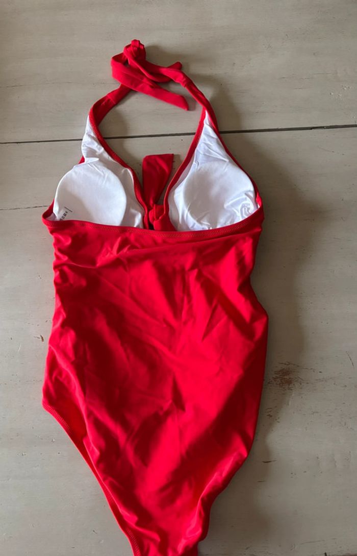 Maillot de bain rouge - photo numéro 3