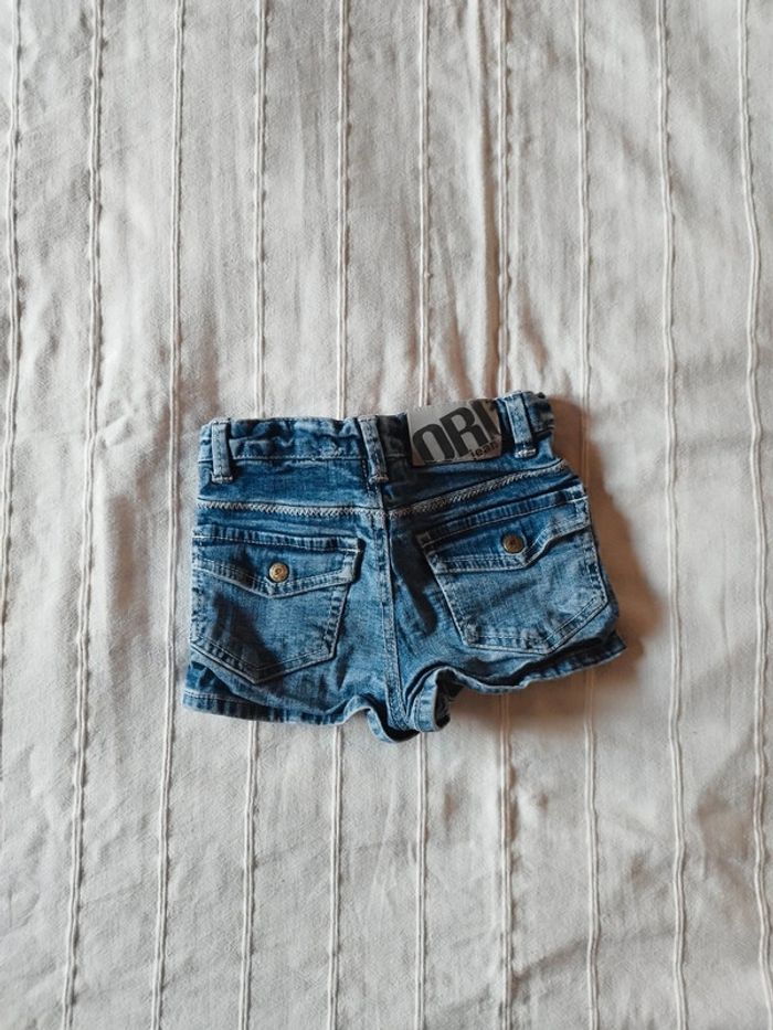 short en jeans 4 ans - photo numéro 2