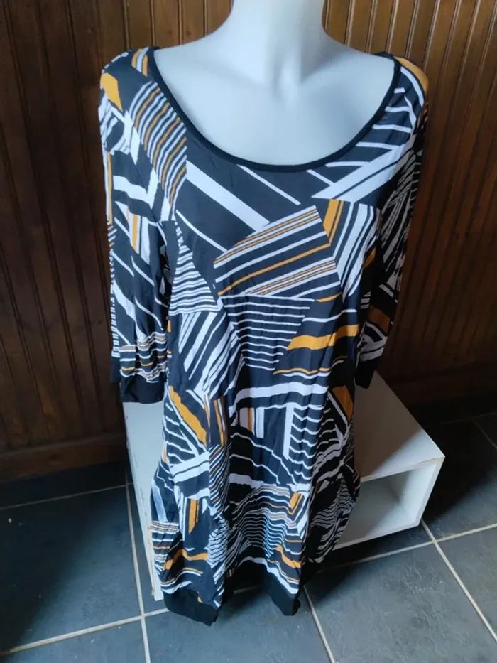 Jolie robe femme de marque Blancheporte taille 50 - photo numéro 3