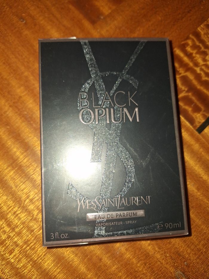 Vend parfum Black opium de YSL