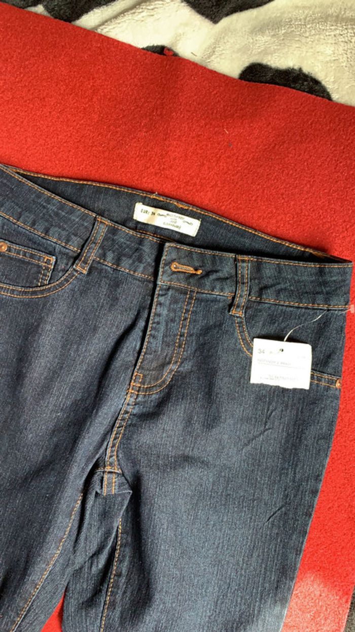 Jean 7/8 neuf taille 34 - photo numéro 2