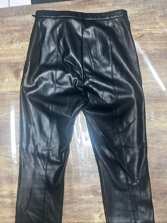 Jean pantalon en cuir Zara - photo numéro 4