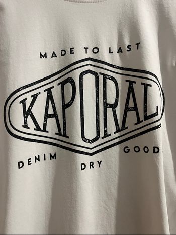 Tee shirt