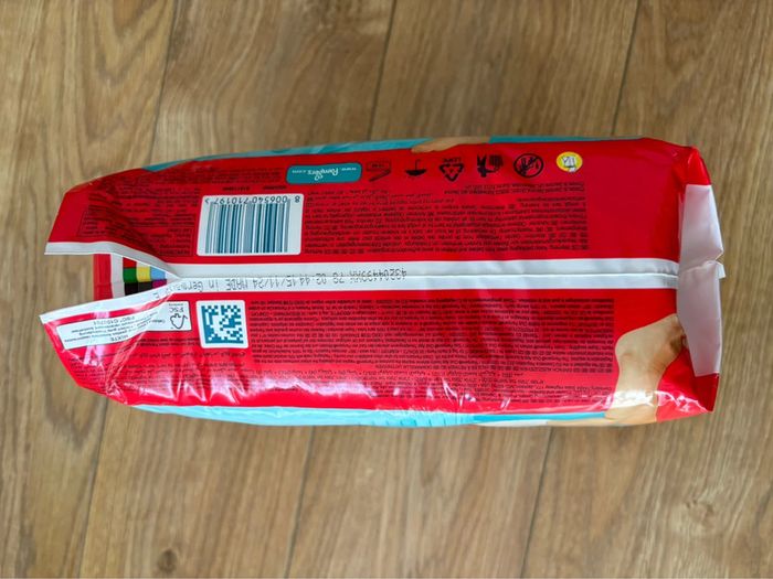 Pampers premium protection pants Taille 5 (12-17 kg) - photo numéro 6