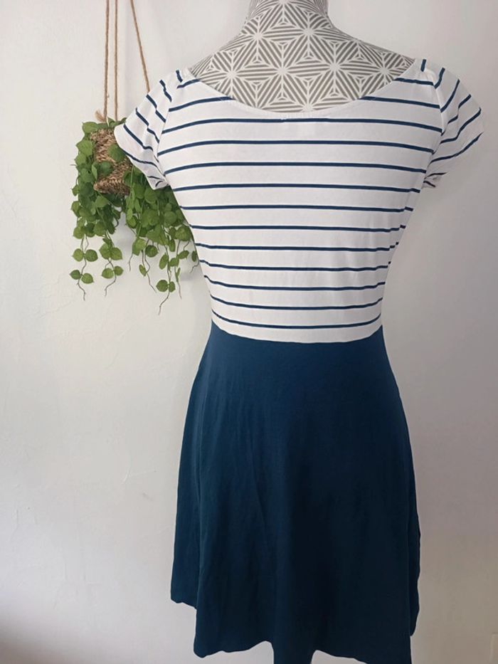 🌸 Robe Marinière taille XS 16ans - photo numéro 3
