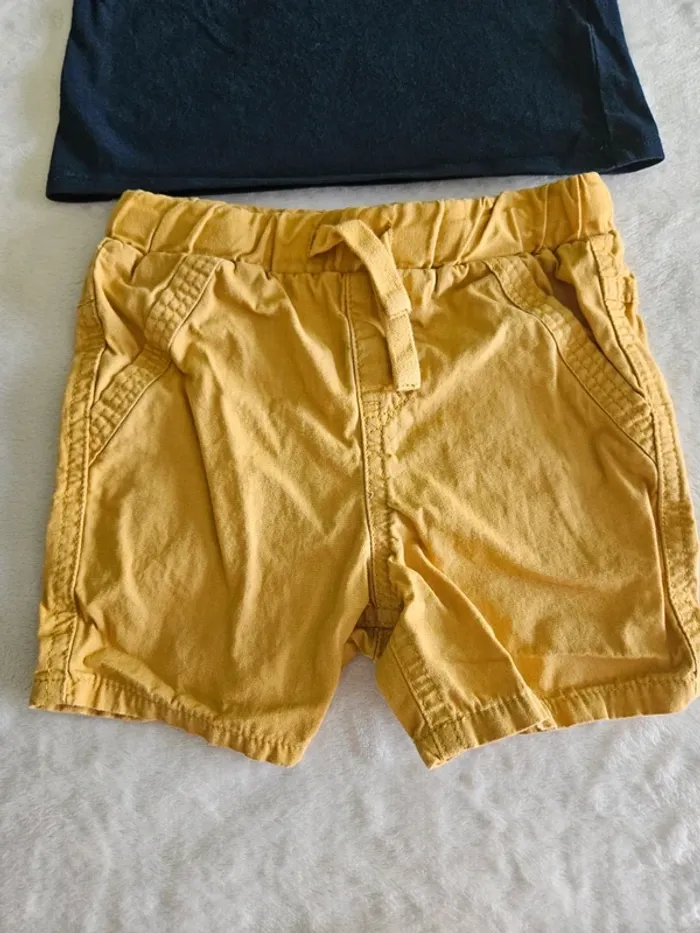 Tenue short + débardeur kiabi 24 mois - photo numéro 3