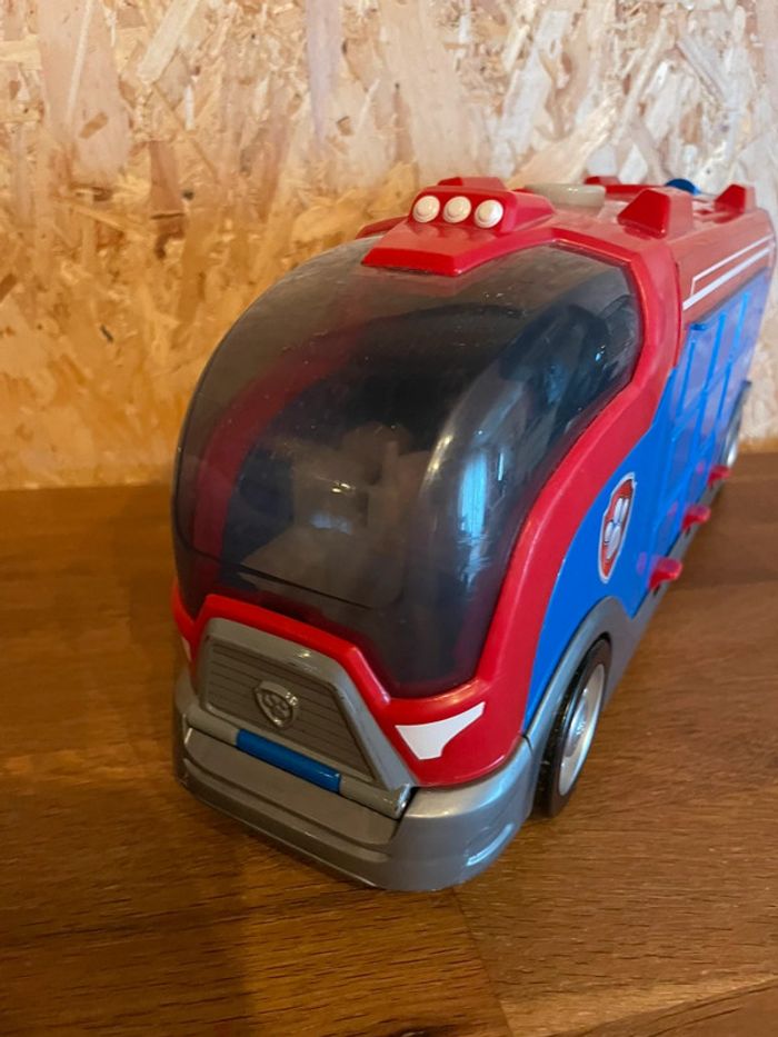 Camion Mission Cruiser sonore avec sa carte magique avec 9 personnages - photo numéro 12