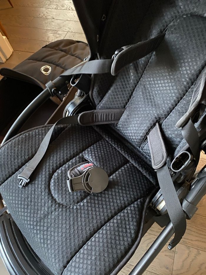 Poussette Bugaboo Bee 6 avec nacelle et chancelière - photo numéro 2