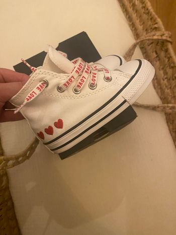 Converse blanche cœur rouge / Chuck Taylor All Star Crafted with Love T22