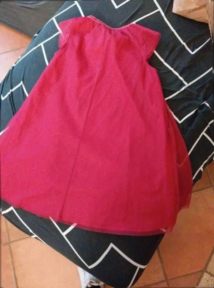 Robe  T7  8  ans - photo numéro 4