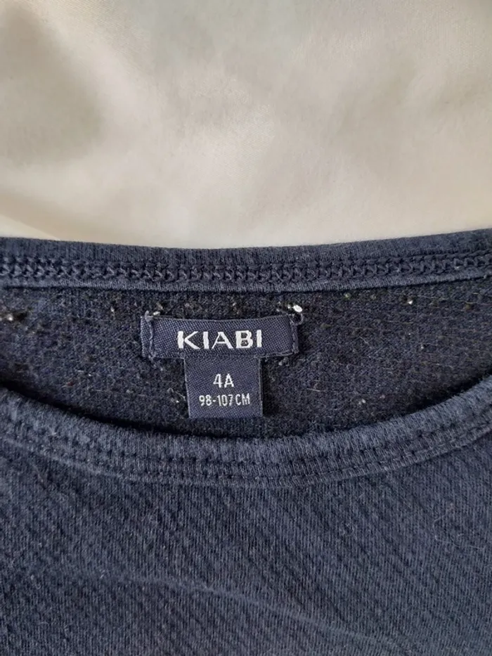 Tee-shirt manche longue fille 4 ans - photo numéro 3