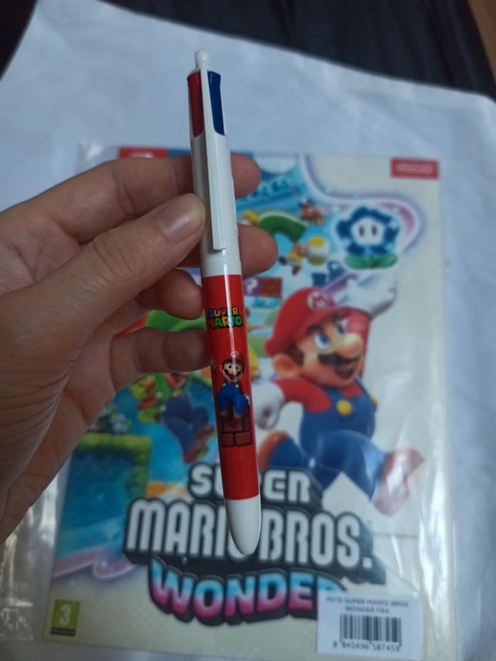 Bic + pochette Mario Bros - photo numéro 2