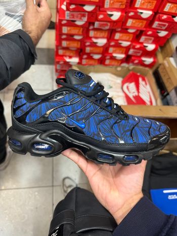 Tn rayure bleu taille 45