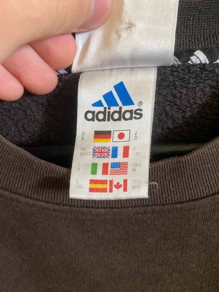 Pull Adidas brodé vintage - photo numéro 3