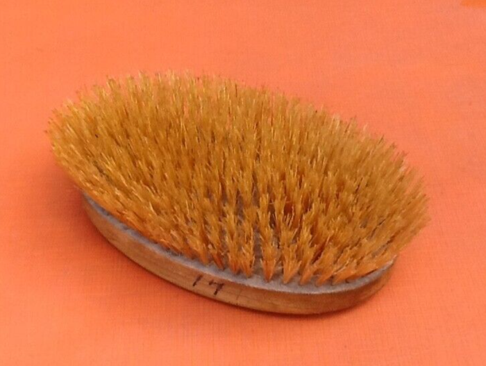 Ancienne brosse à tête type officier Plaquette bois de poirier - photo numéro 5