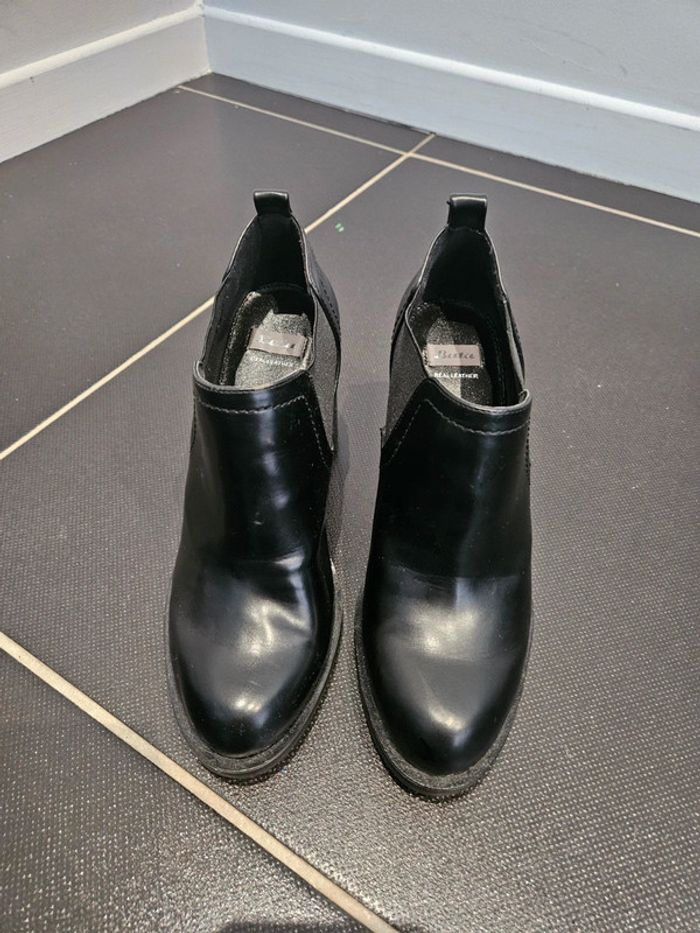 Boots noir Bata T37 - photo numéro 3