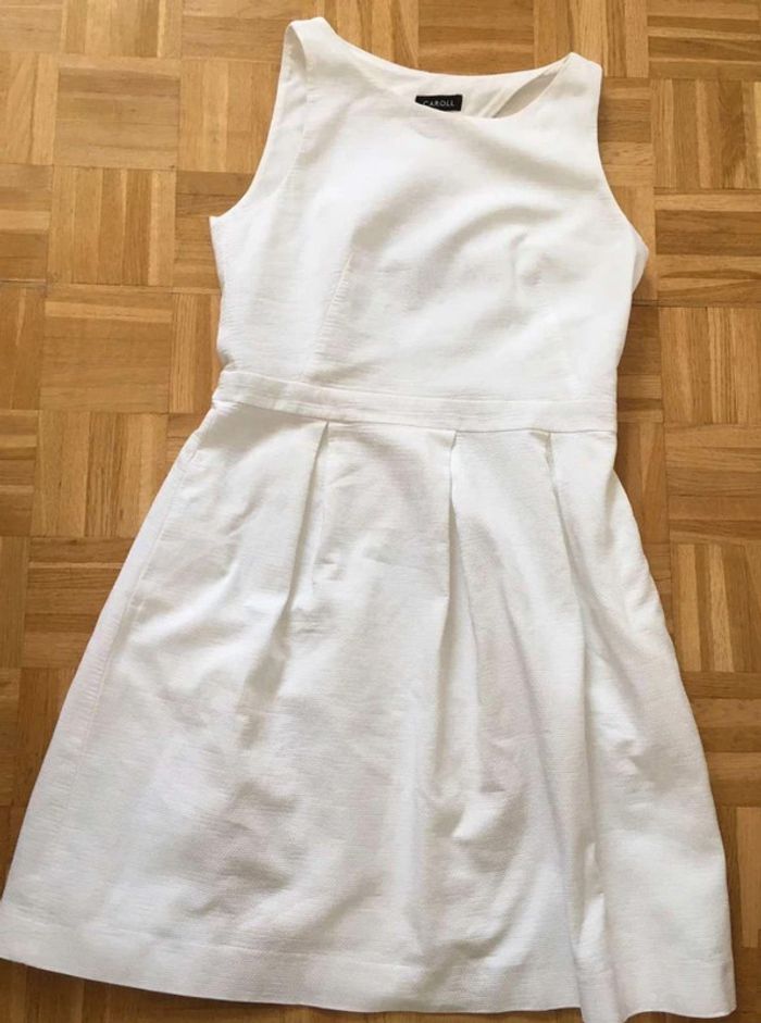 Robe Caroll  T40  neuve