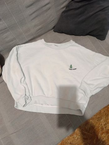 Pull blanc taille 12 ans