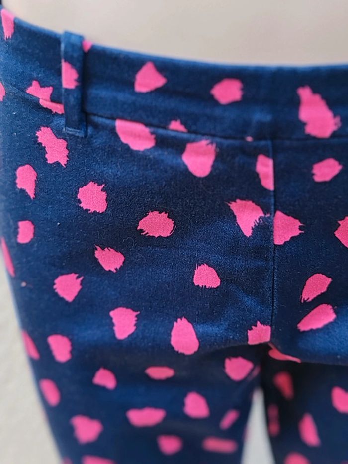 Pantacourt H&M taille basse bleu marine et rose coupe skinny - photo numéro 4