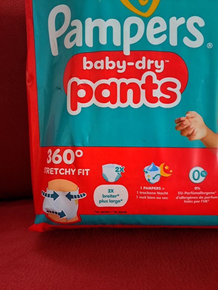 Culottes Pampers Pants baby-dry T8 x 26 - Neuves - photo numéro 2