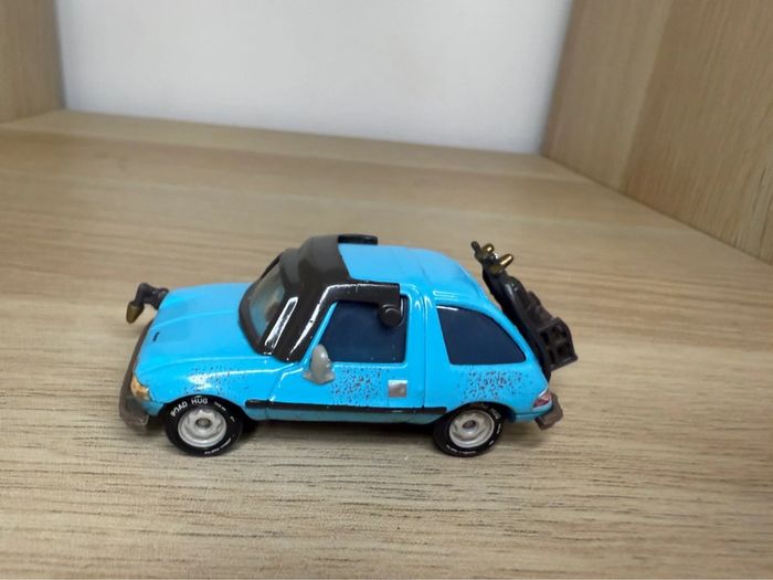 Voiture cars Disney pixar - photo numéro 3
