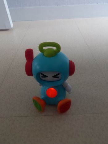 Infantino robot interactif