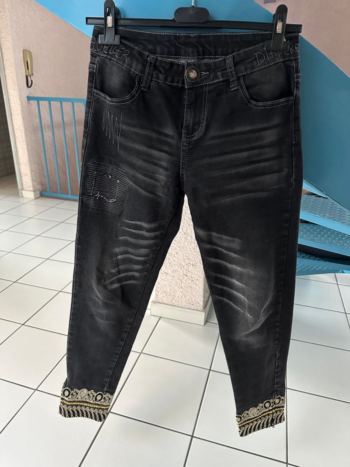 Jeans Slim noir effet usé taille 36 Desigual bas brodé et zip - photo numéro 7