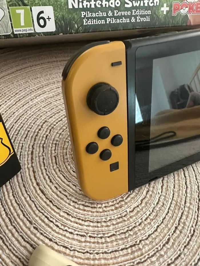 Nintendo Switch Édition Pikachu & Evoli Pokémon - photo numéro 8