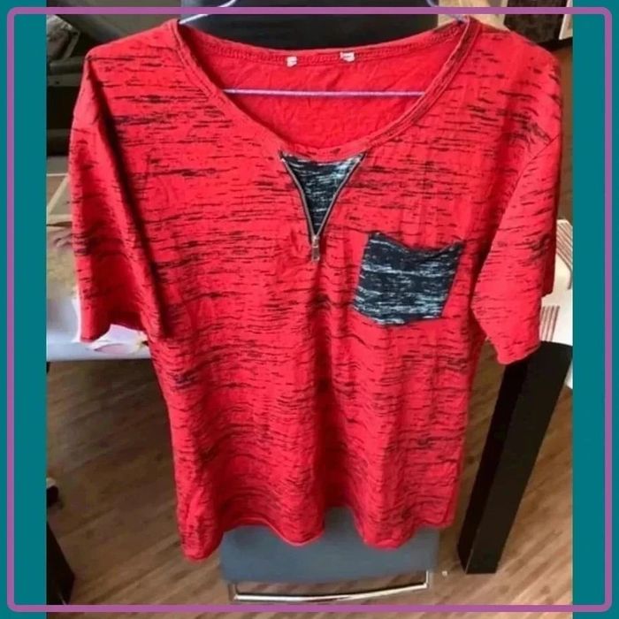 🌟🌟Beau tshirts rouge noir avec poche M/L 🌟🌟 - photo numéro 3