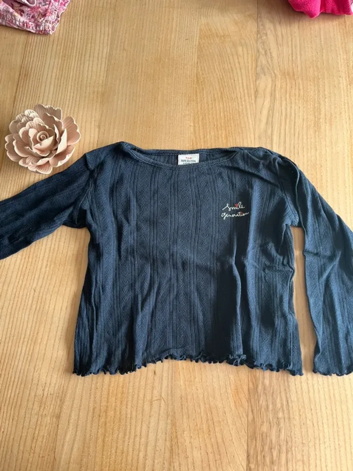 Haut tape à l'oeil 4 ans