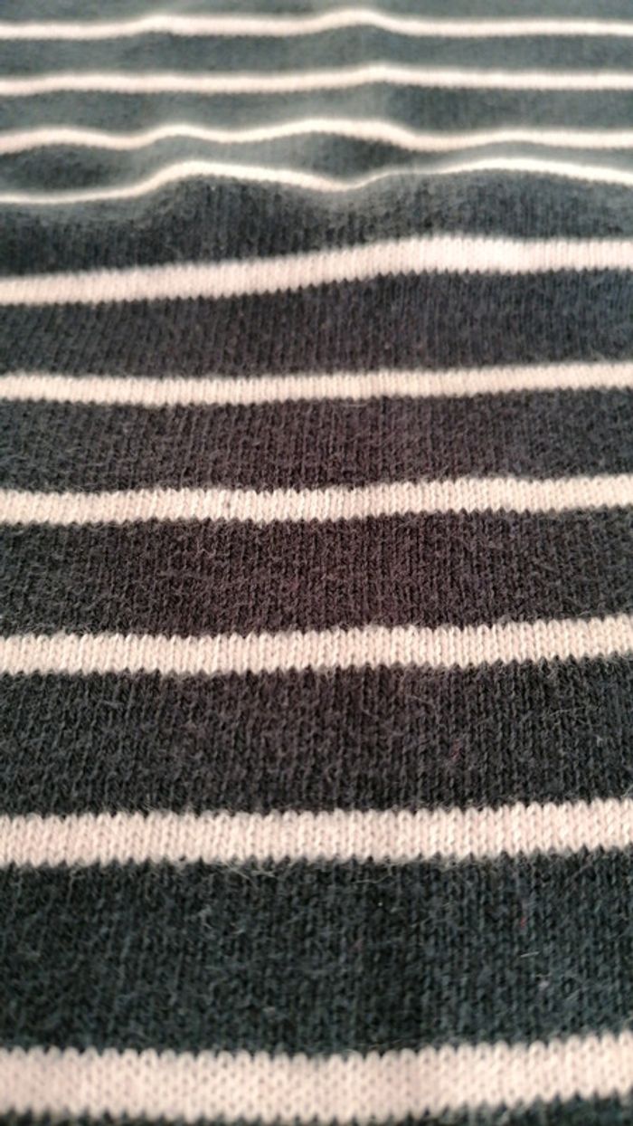 Lot 2 pulls légers+1tee shirt ML - photo numéro 13