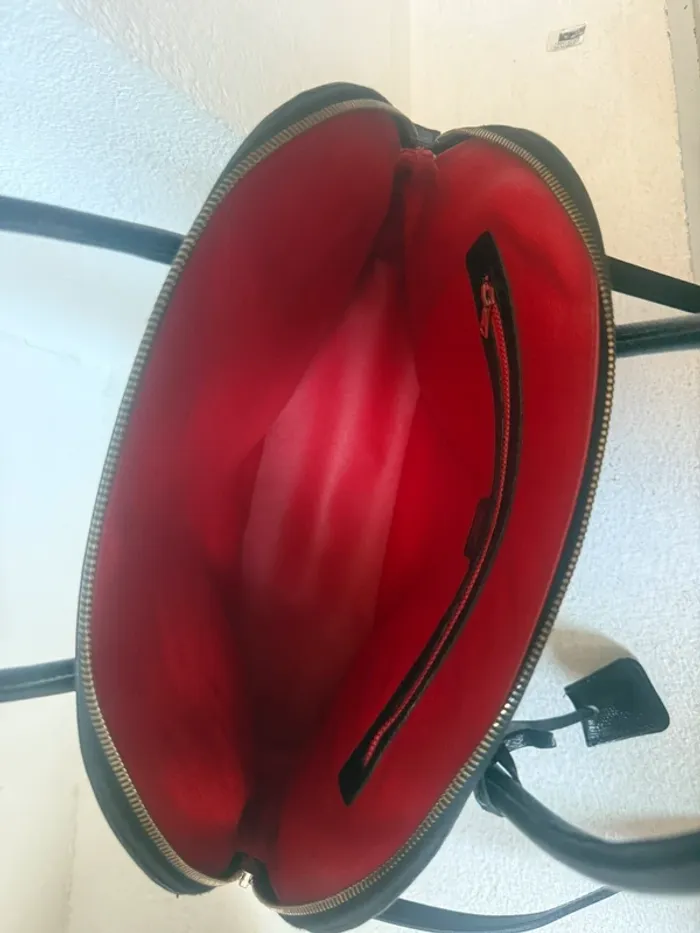Sac Céline Bolide Noir Intérieur Rouge – M94 – Avec Bandoulière 100 cm - photo numéro 3