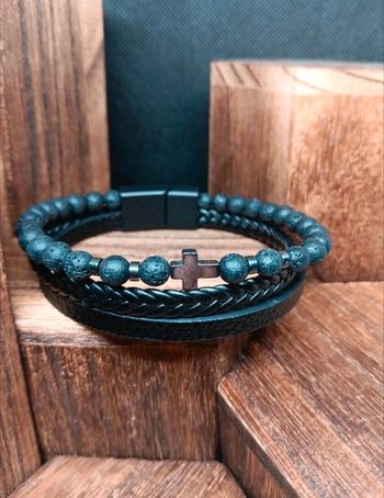 Bracelet tressé en cuir & pierres minérales de lave– Fermoir magnétique – 21 cm

