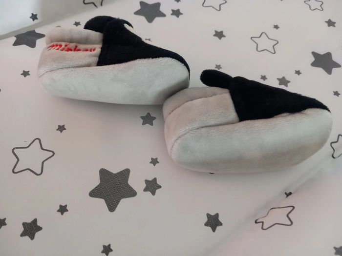 Ensemble + chausson Mickey - photo numéro 7