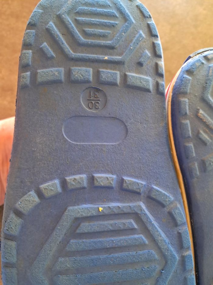 paire de sabots " crocs" pointure 30/31 BEPPI - photo numéro 2