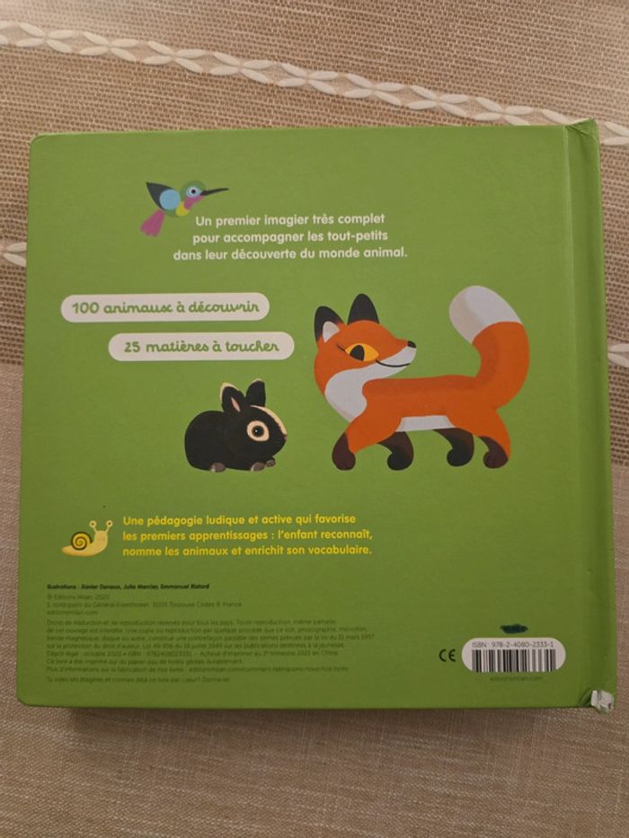 Mon imagier des animaux à toucher, 25 matières 100 animaux, Milan - photo numéro 2