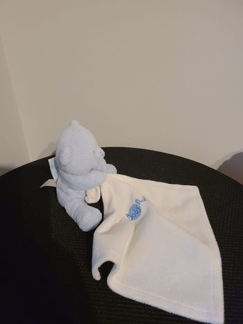 doudou ours mouchoir