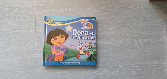 Livre puzzle Dora et la petite étoile