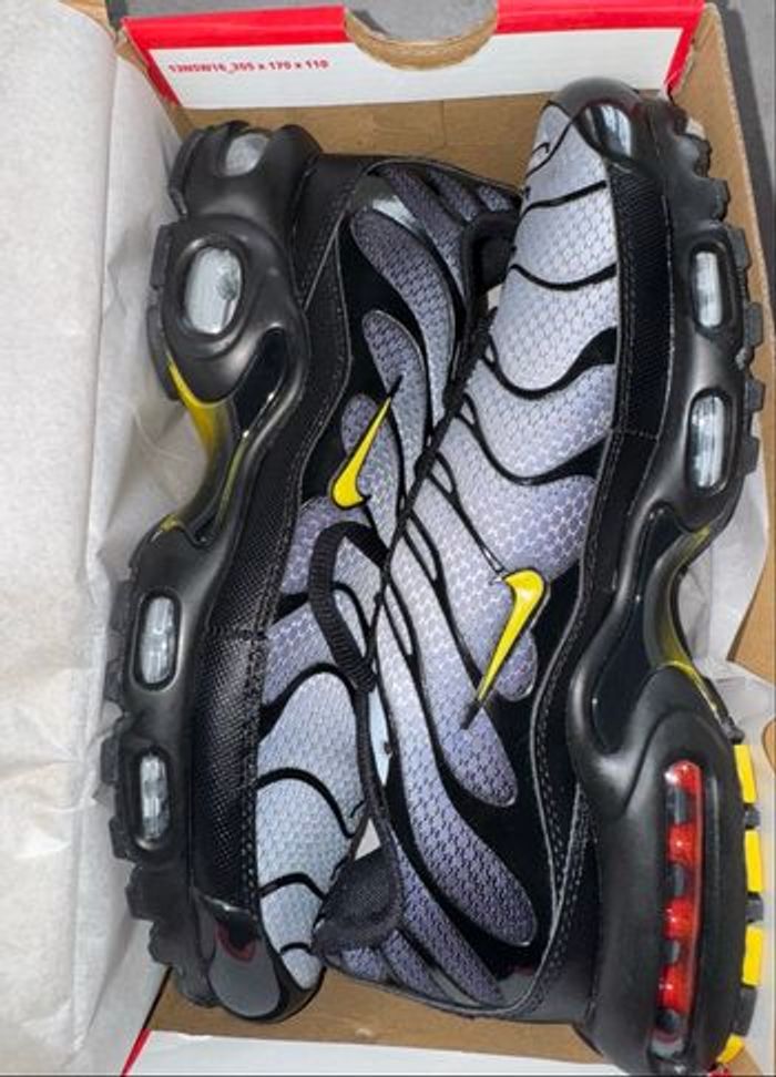 NIKE TN NOIR GRIS JAUNE 39 - photo numéro 6